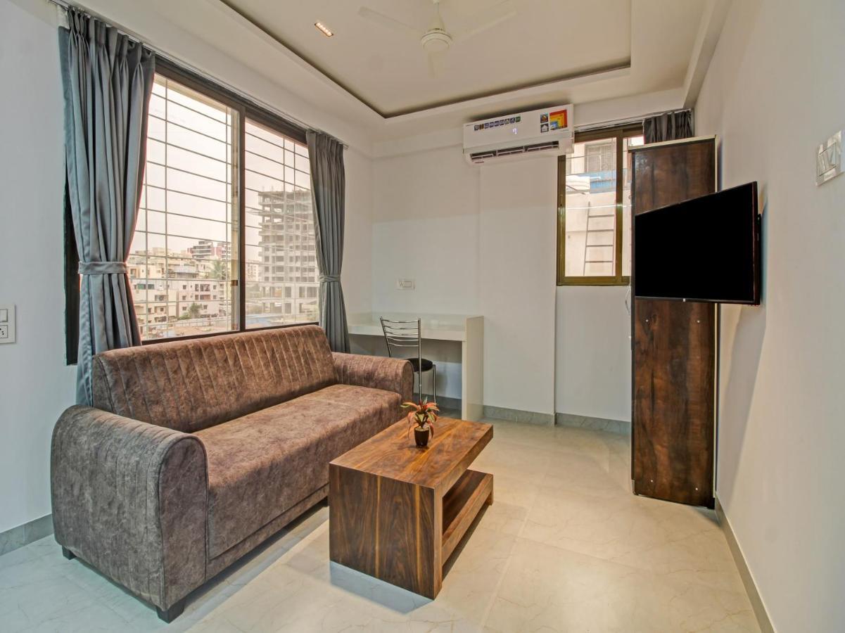 Collection O Crystal Hotel Pimpri-Chinchwad Bagian luar foto